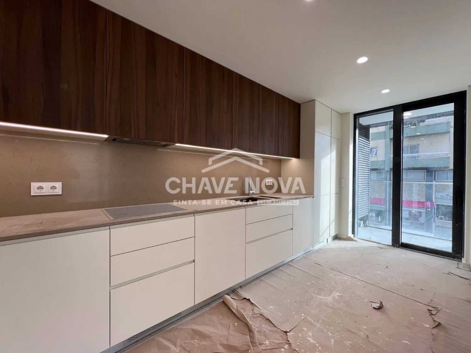 T3 novo, poente e sul, piso 3 na Avenida da República, Gaia - 3