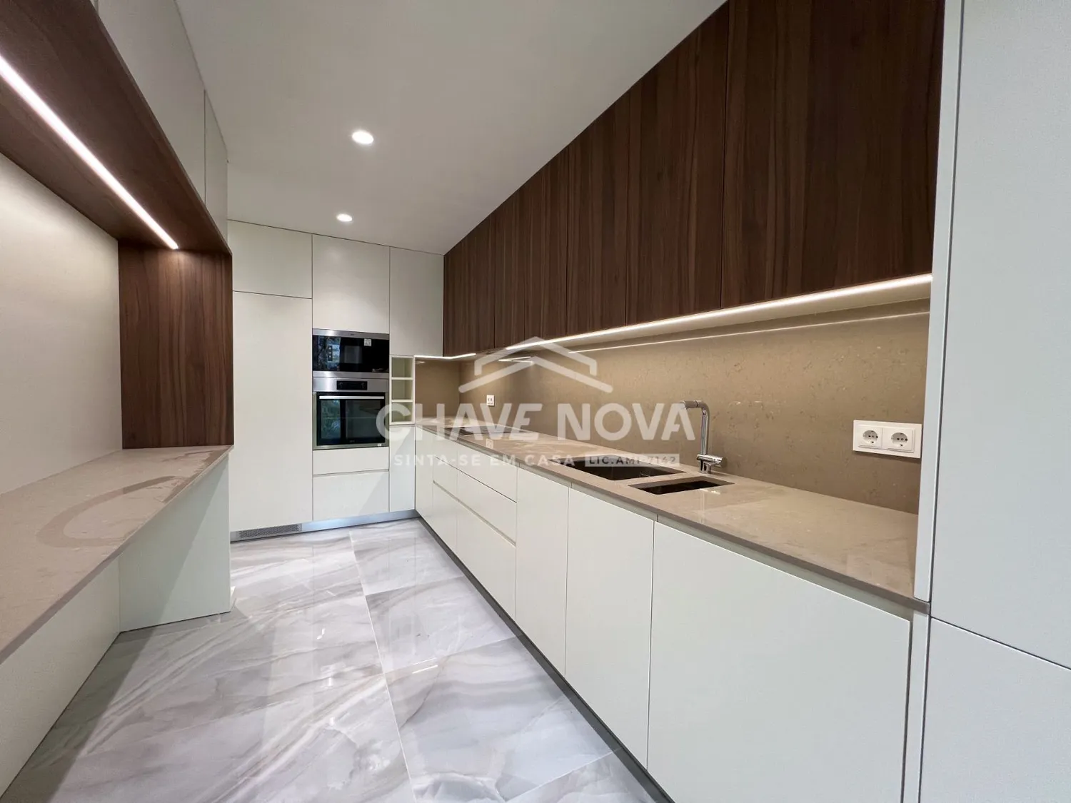 T3 novo, piso 3 poente na Avenida da República, Gaia - 2