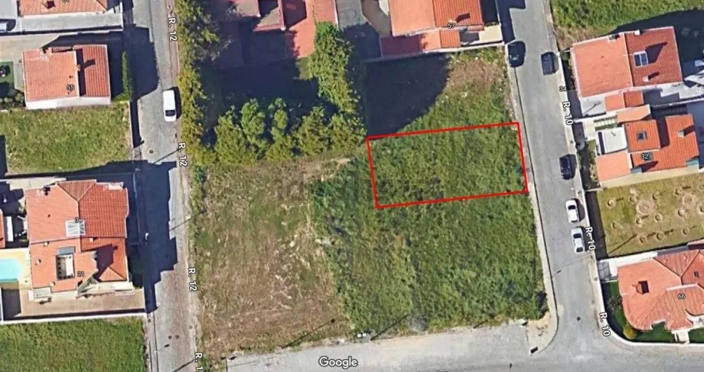 Lote Urbanização da Igreja Vilar de Pinheiro