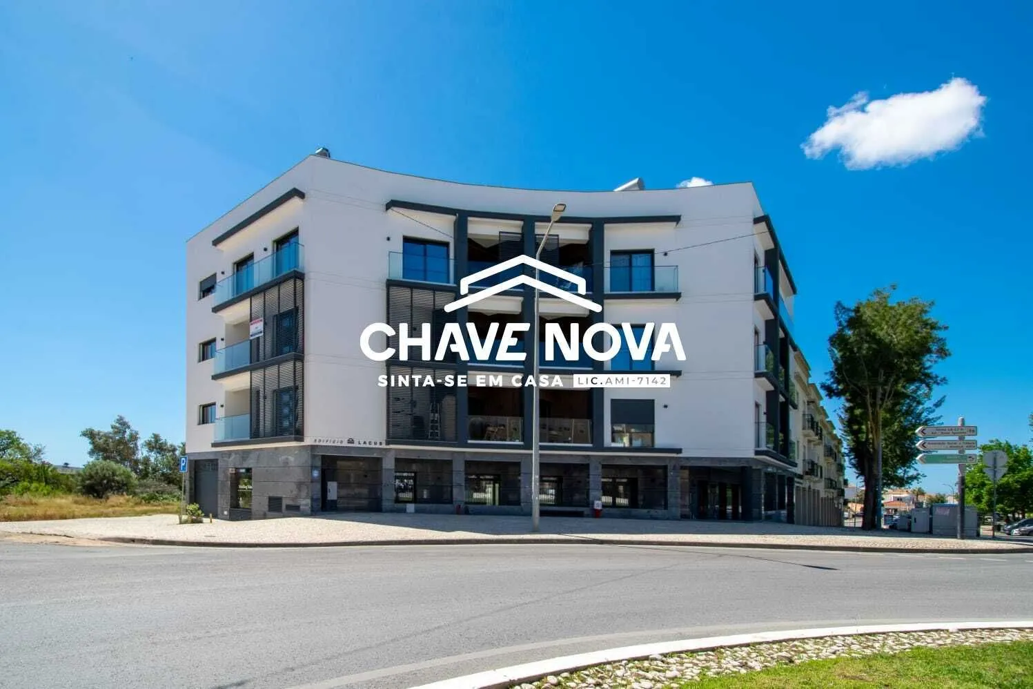 Apartamento novo T2, Centro de Almancil