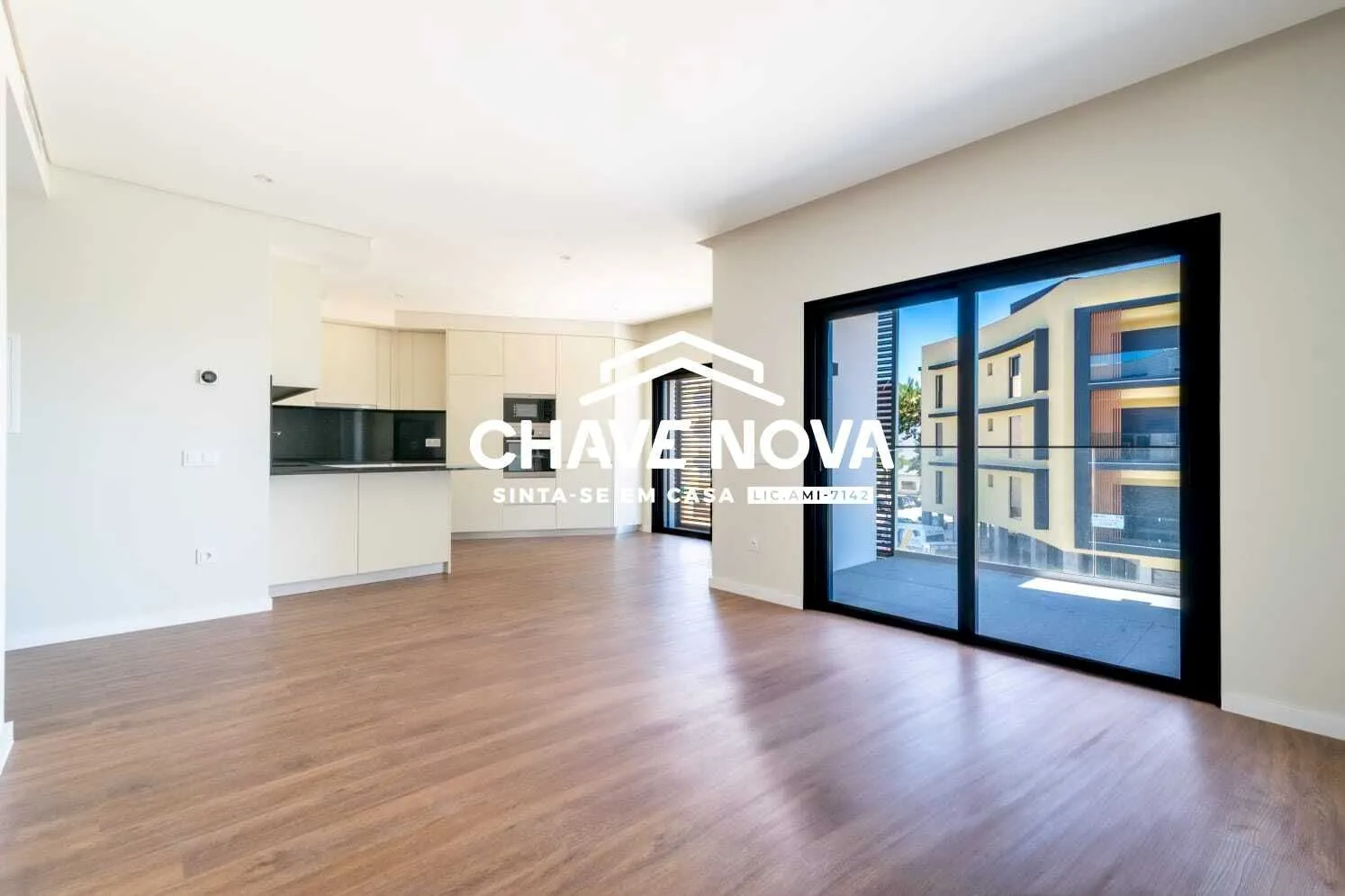 Apartamento novo T2, Centro de Almancil - 2