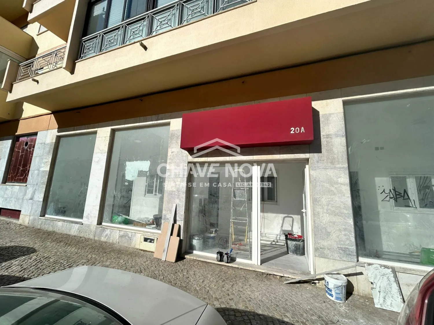 Loja à Venda com rendimento mensal de 1.200,00€ localizado em Barreiro