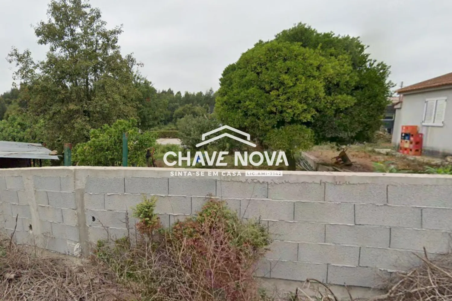 Terreno para construção de moradia isolada em Paços de Brandão - 3