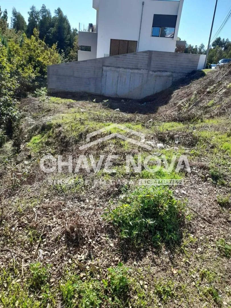 Lote de terreno para moradia de 4 frentes. Fânzeres. Gondomar - 2