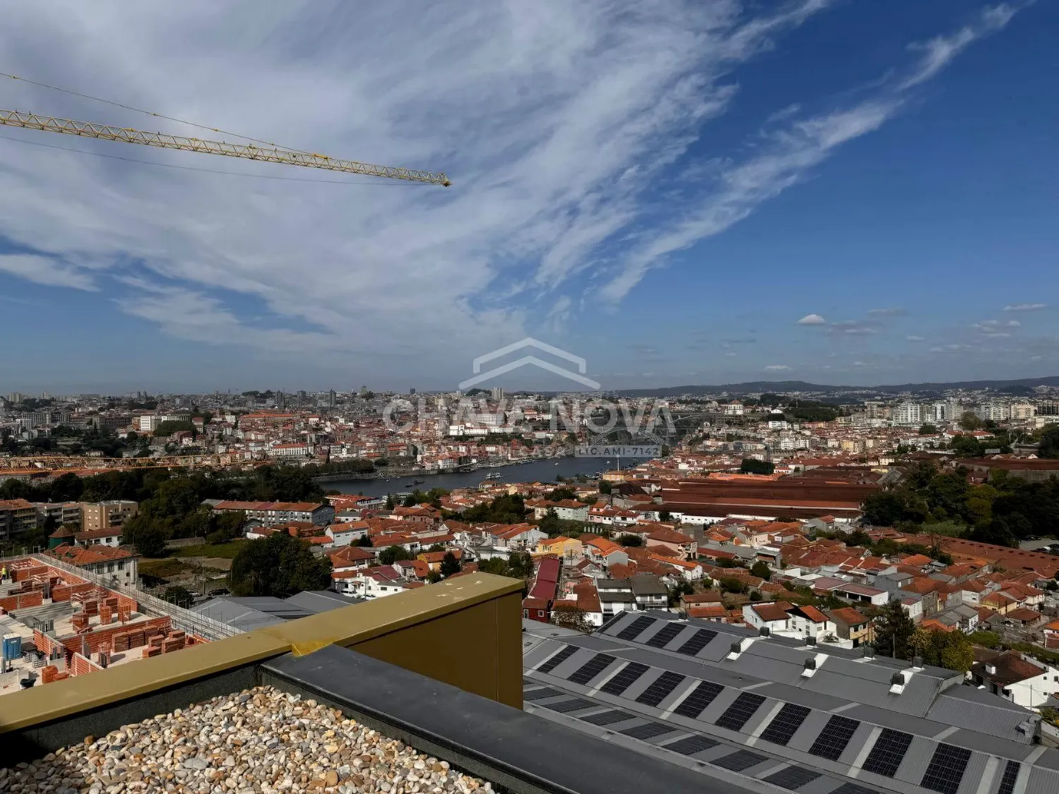 Apartamento T0 Mezzanine Novo Para ARRENDAR no Último Piso c/ Vistas Rio Douro - 3