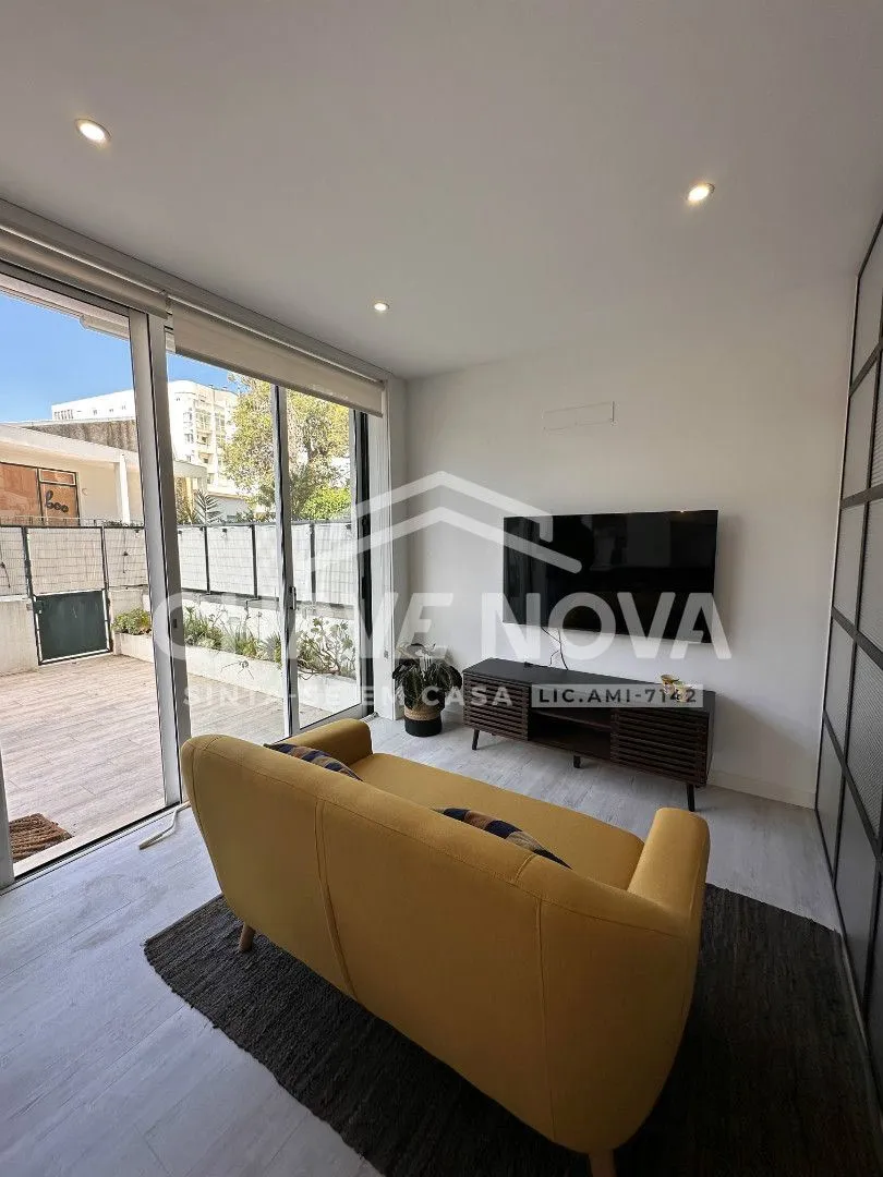 Apartamento T1 com terraço de 35 m2 em Leça da Palmeira - 2