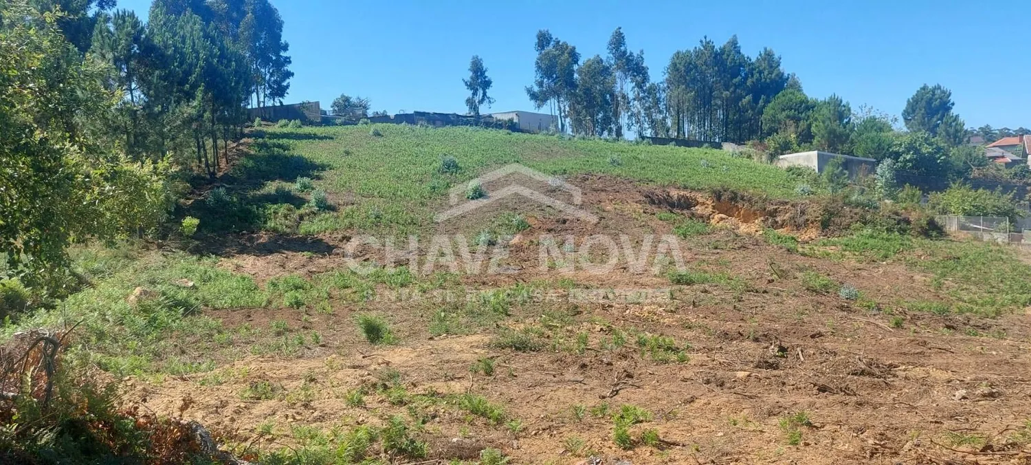 Terreno P/ Construção de Moradia de 4 Frentes