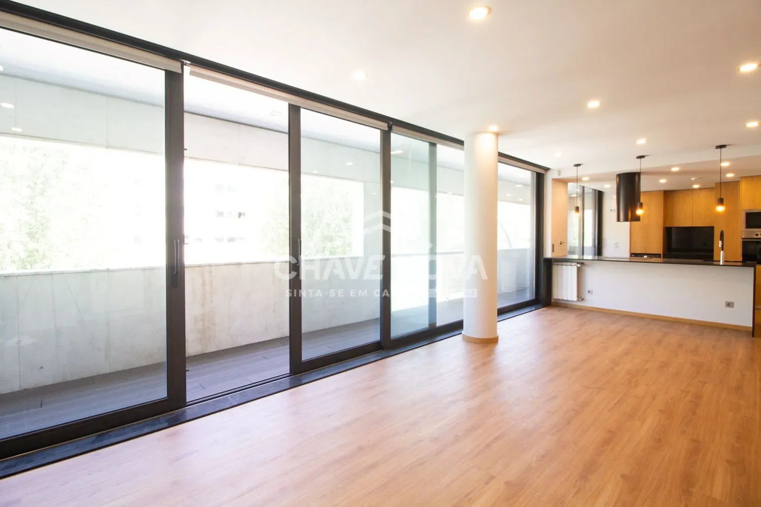 Apartamento T3+1 à venda na rua de Damião de Góis  - Porto - 2