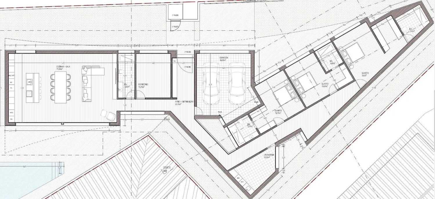 Moradia T4 Térrea Isolada com piscina no centro de Santa Maria da Feira - 3
