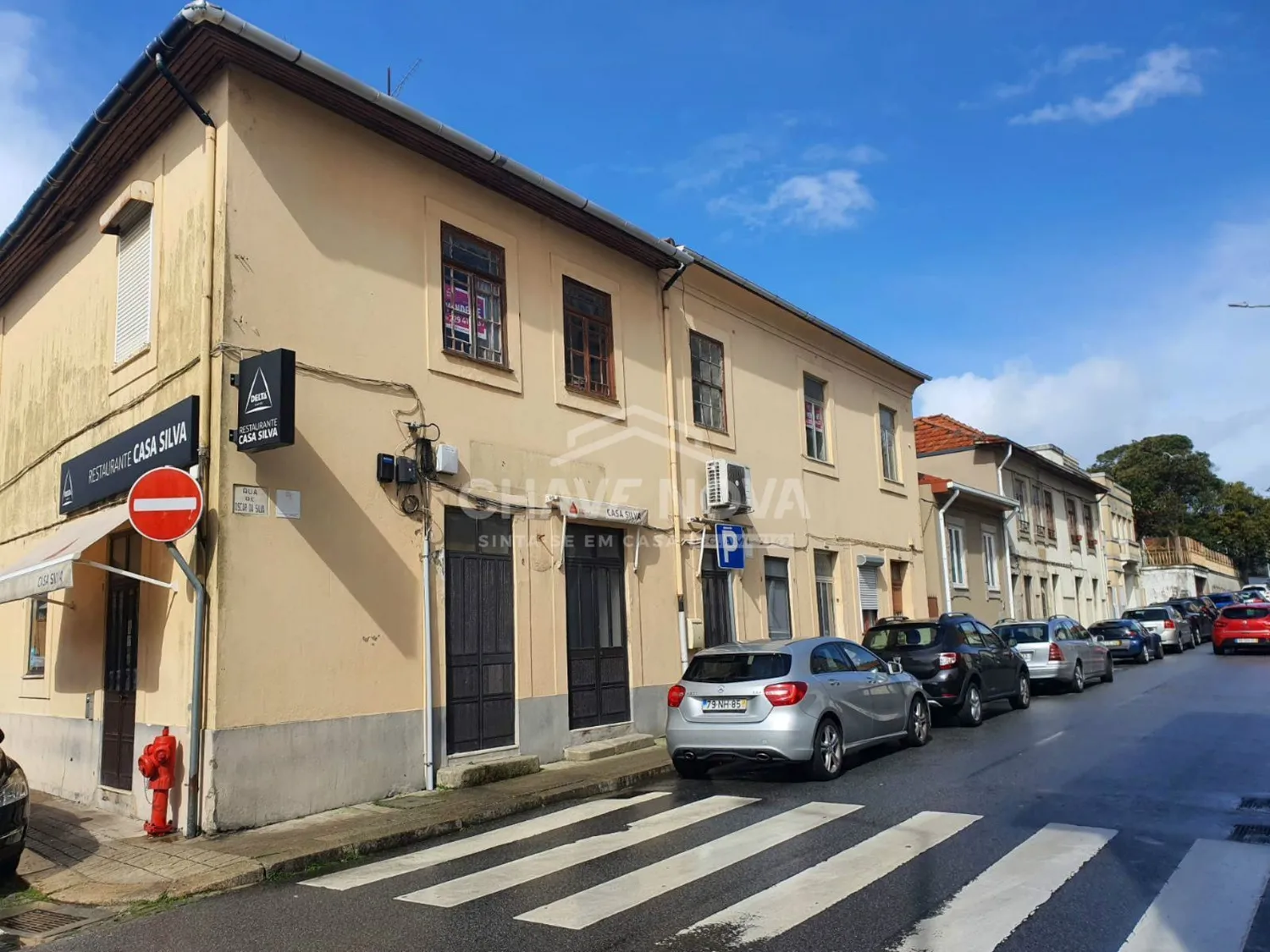 Prédio habitacional para recuperação em Leça da Palmeira, zona ARU