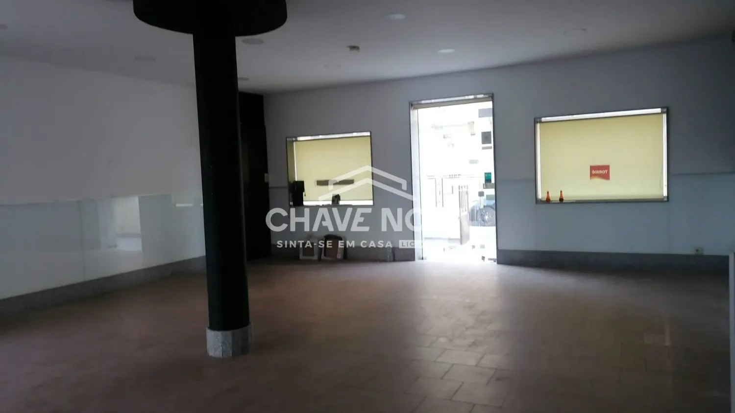 Espaço comercial em Fânzeres junto ao Seixo. Gondomar - 2