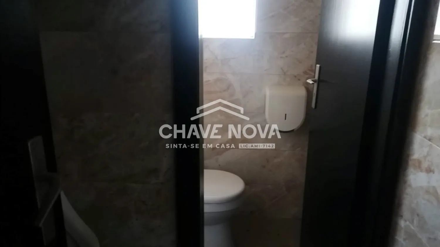 Espaço comercial em Fânzeres junto ao Seixo. Gondomar - 3