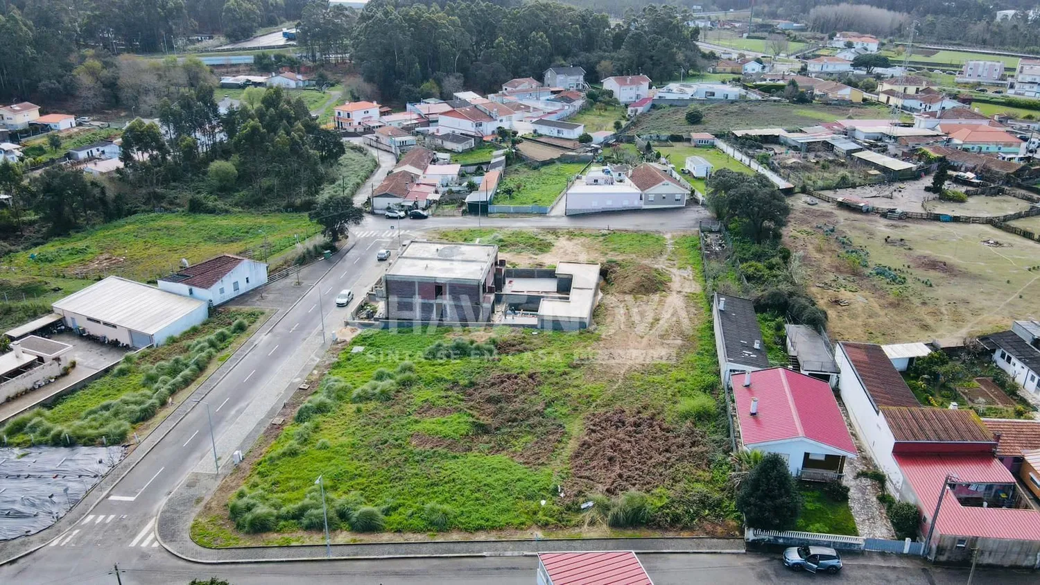 Lote de Terreno p/Moradia de 4 Frentes em S. Félix da Marinha - 2