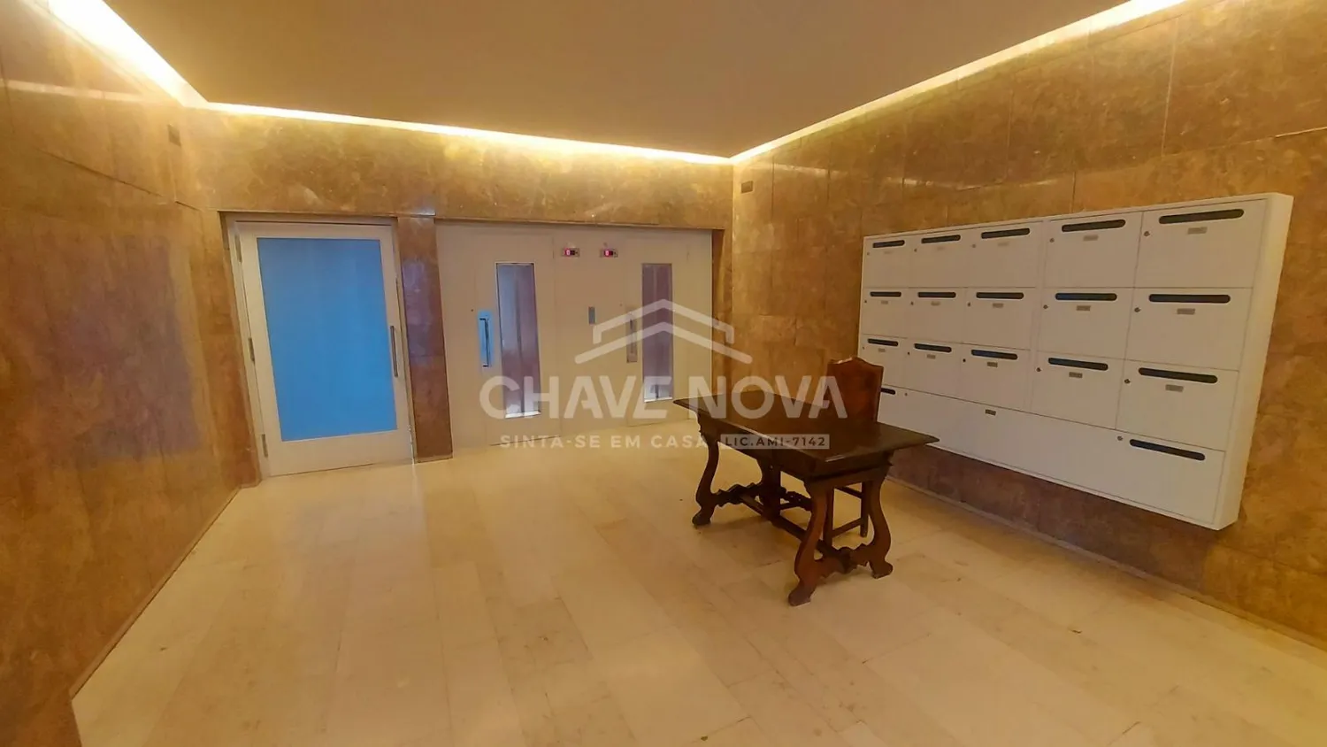 Apartamento T5 numa das zonas mais nobres do Porto