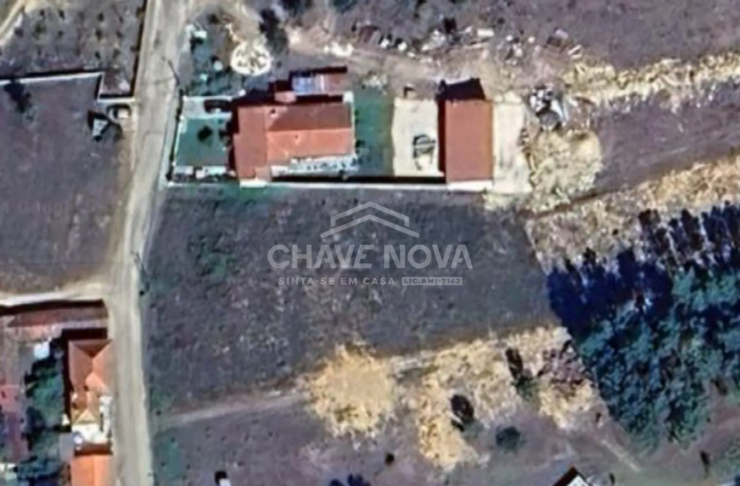 Terreno com 2200 m2 , abrangido pelo PDM da Câmara Municipal da Lousã - 3
