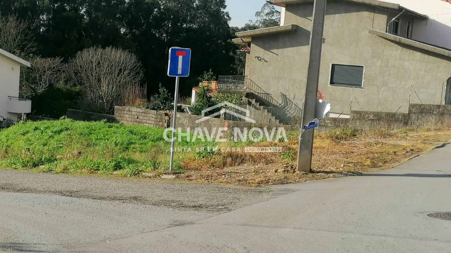 Terreno para construção de moradia de 4 frentes/ 2 moradias geminadas. Gondomar - 3