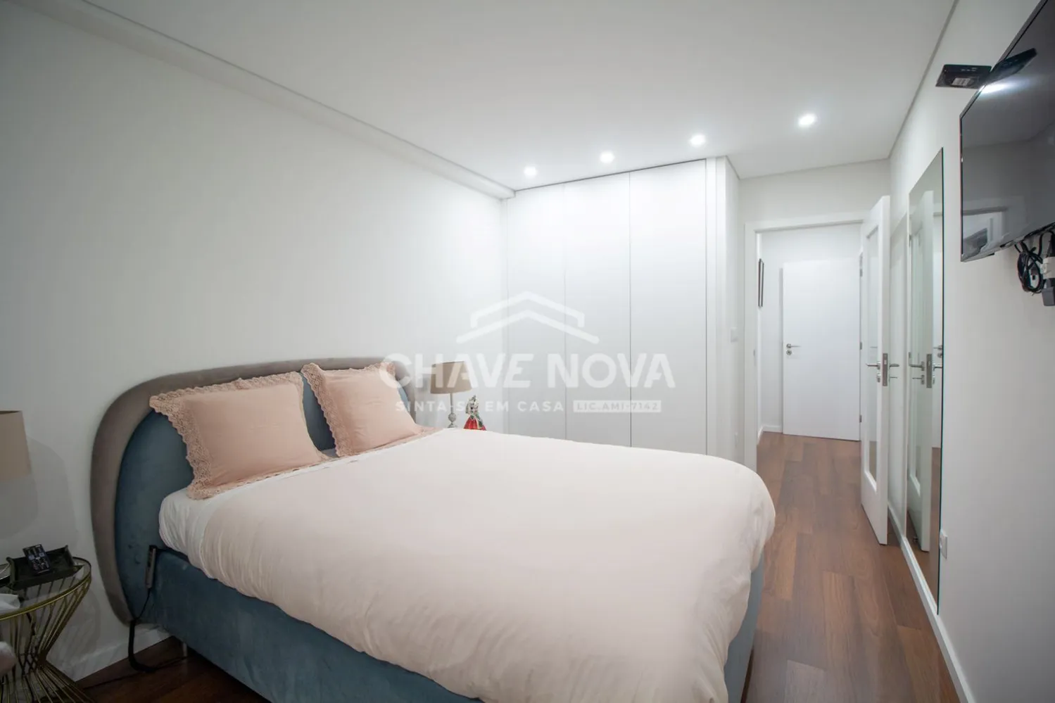 Apartamento T2 | 1ª linha de mar | em Esmoriz - 2