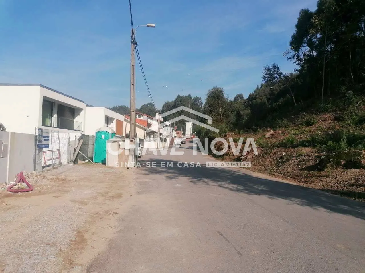 Terreno com projeto para 2 moradias de 3 frentes. Carvalhos. Vila Nova de Gaia. - 2