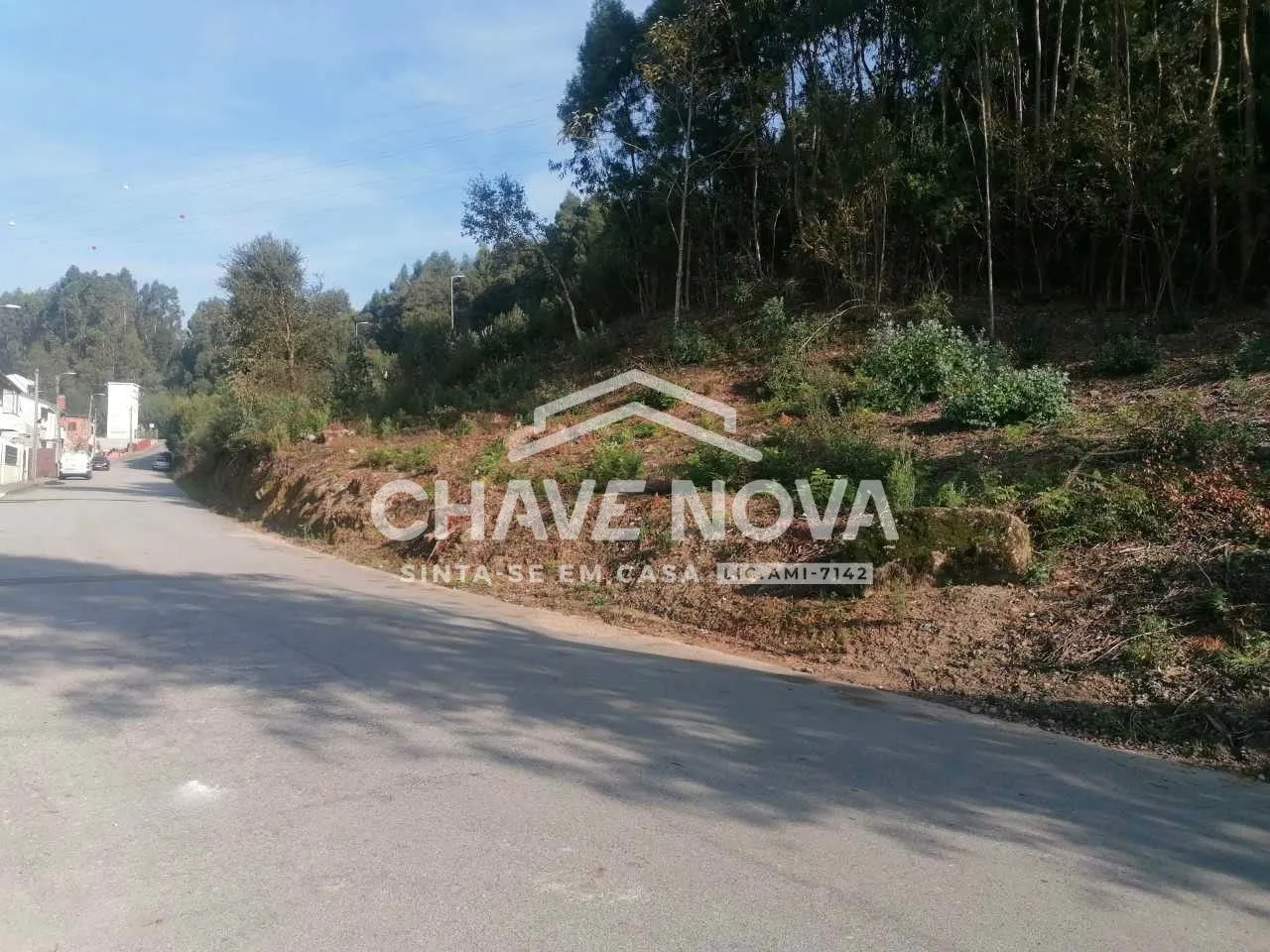 Terreno com projeto para 2 moradias de 3 frentes. Carvalhos. Vila Nova de Gaia. - 3