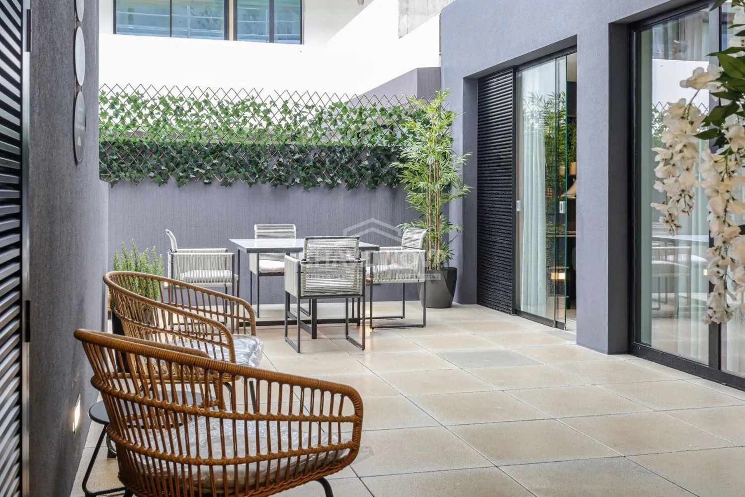 Apartamento novo T4 duplex com terraço nas Agras - Esgueira - 2