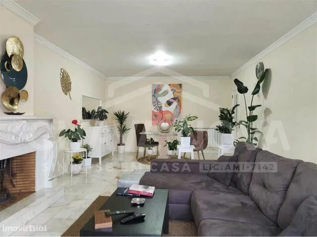 Moradia t4+1 Glória e Vera Cruz, compra por 785 000€ - 3
