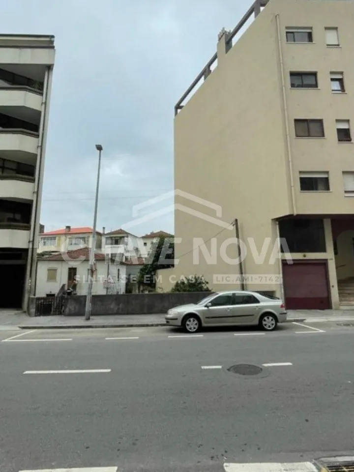 Terreno em Rio Tinto
