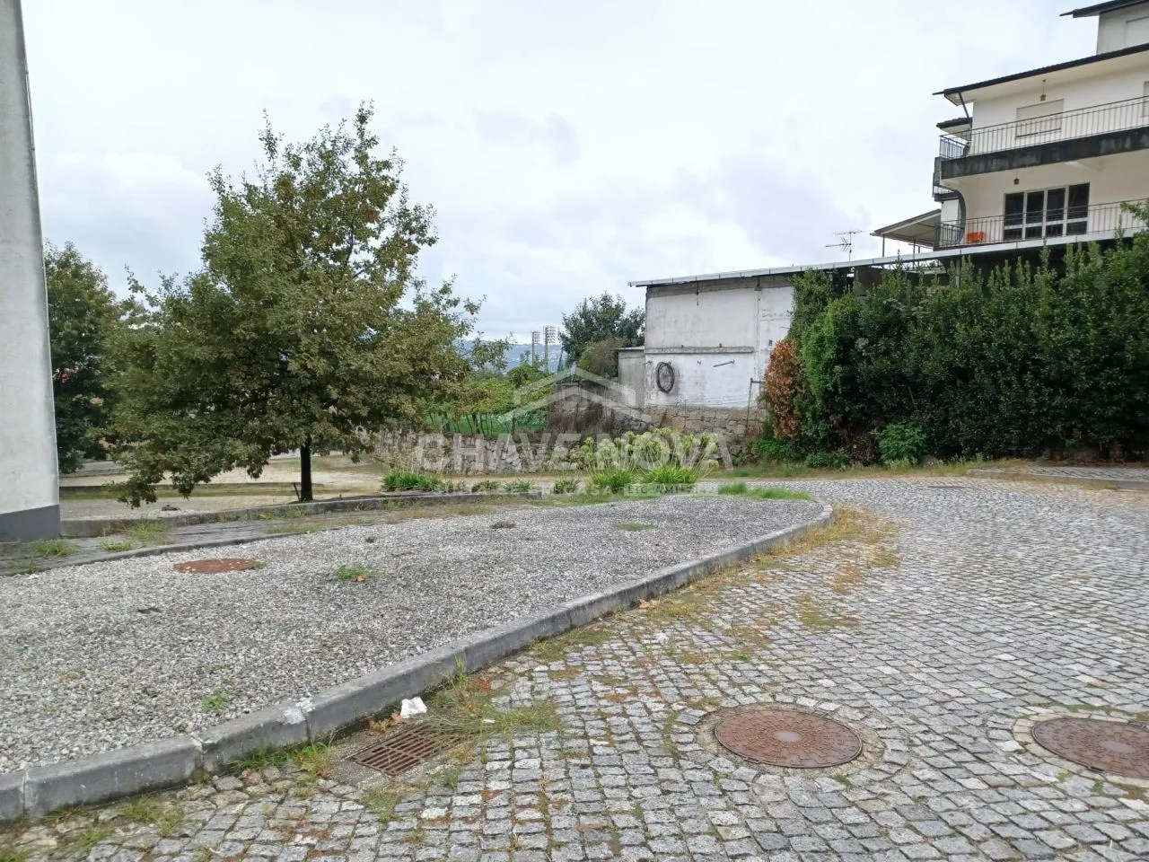 Garagem em Penafiel. - 2