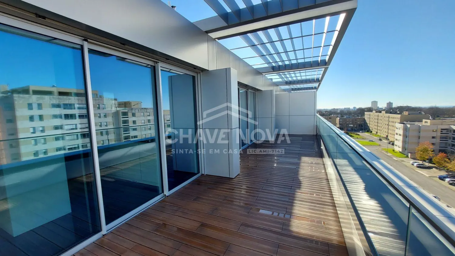 Apartamento T3 de luxo, novo. Montes Caulinos