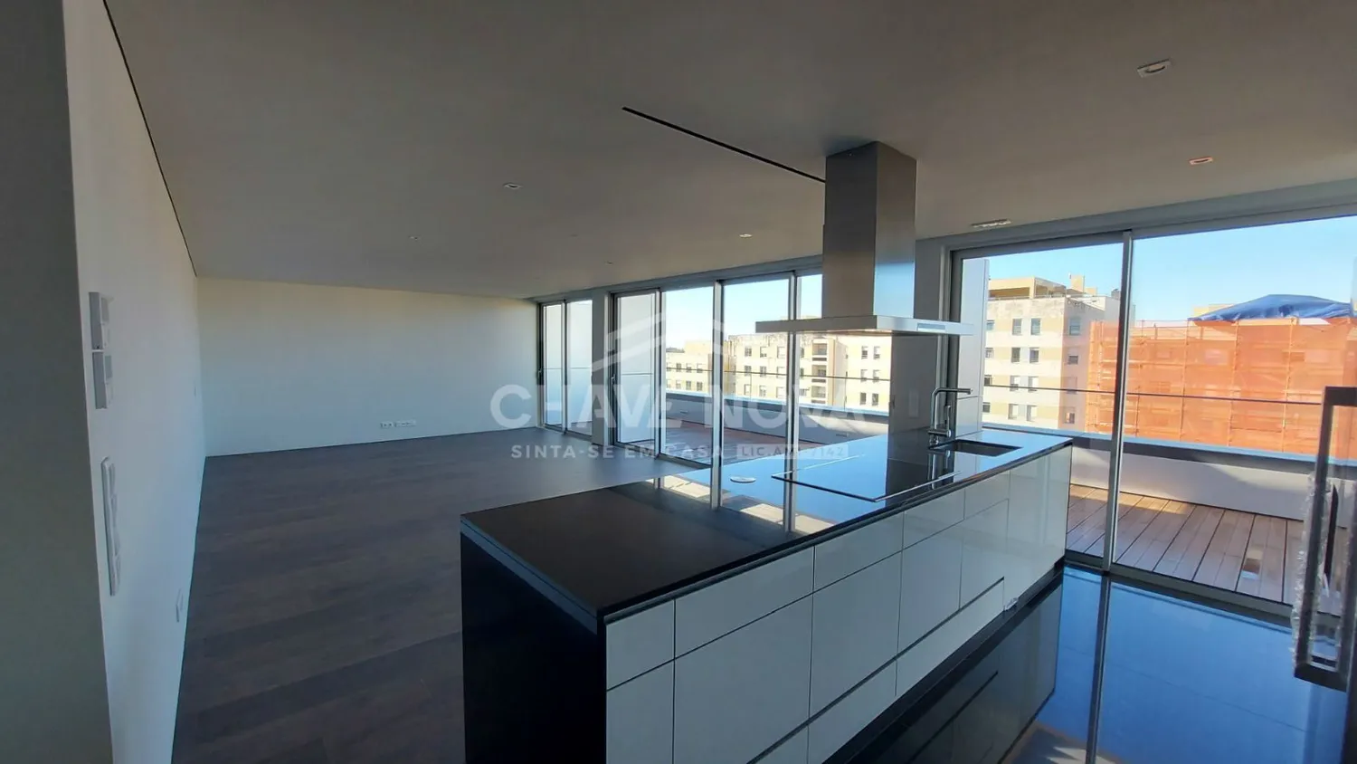 Apartamento T3 de luxo, novo. Montes Caulinos - 2