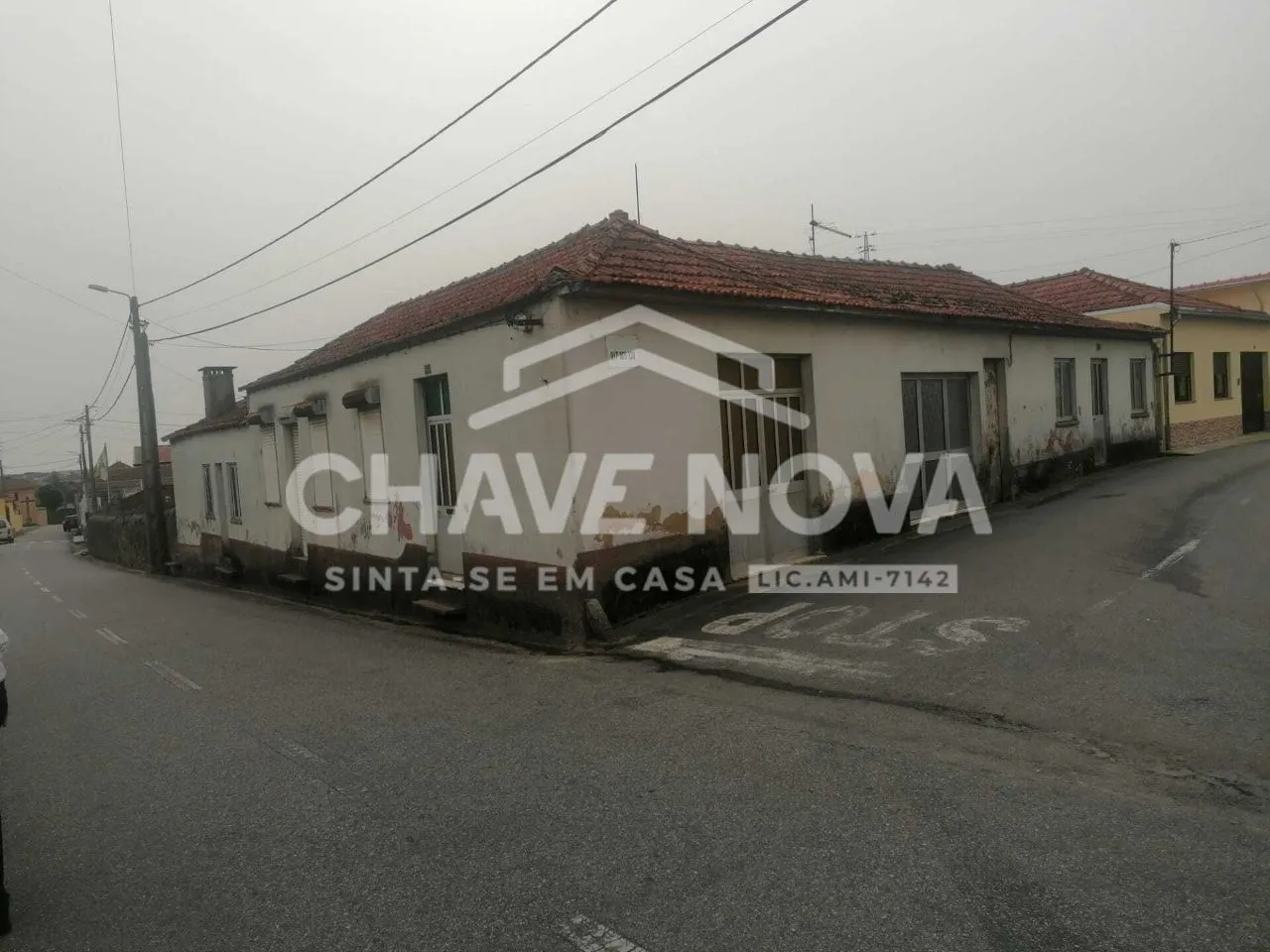 Casa para Remodelar em Espinho
