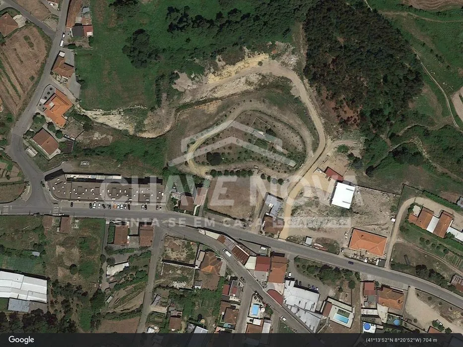 Terreno Urbano para Construção com 18.375 m² em Paredes