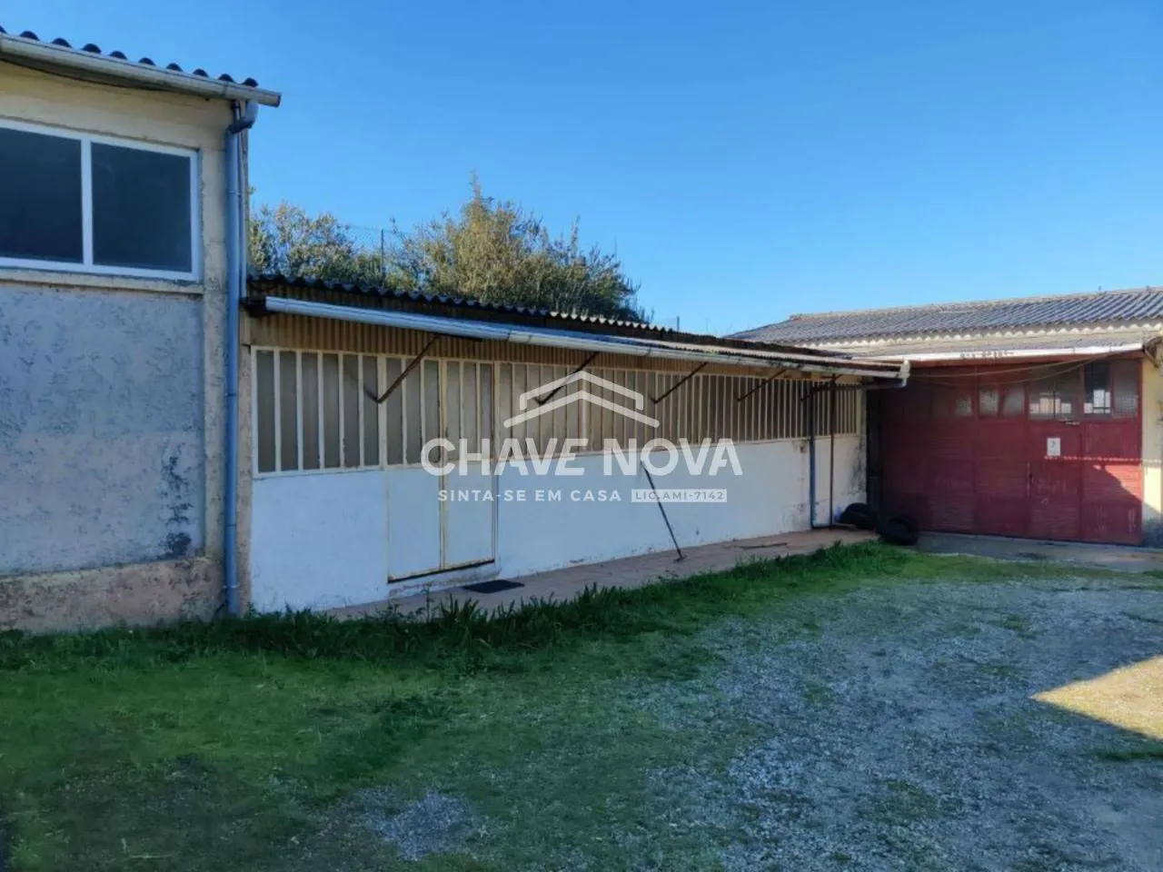Armazém Industrial em Bustelo - São Roque - 2