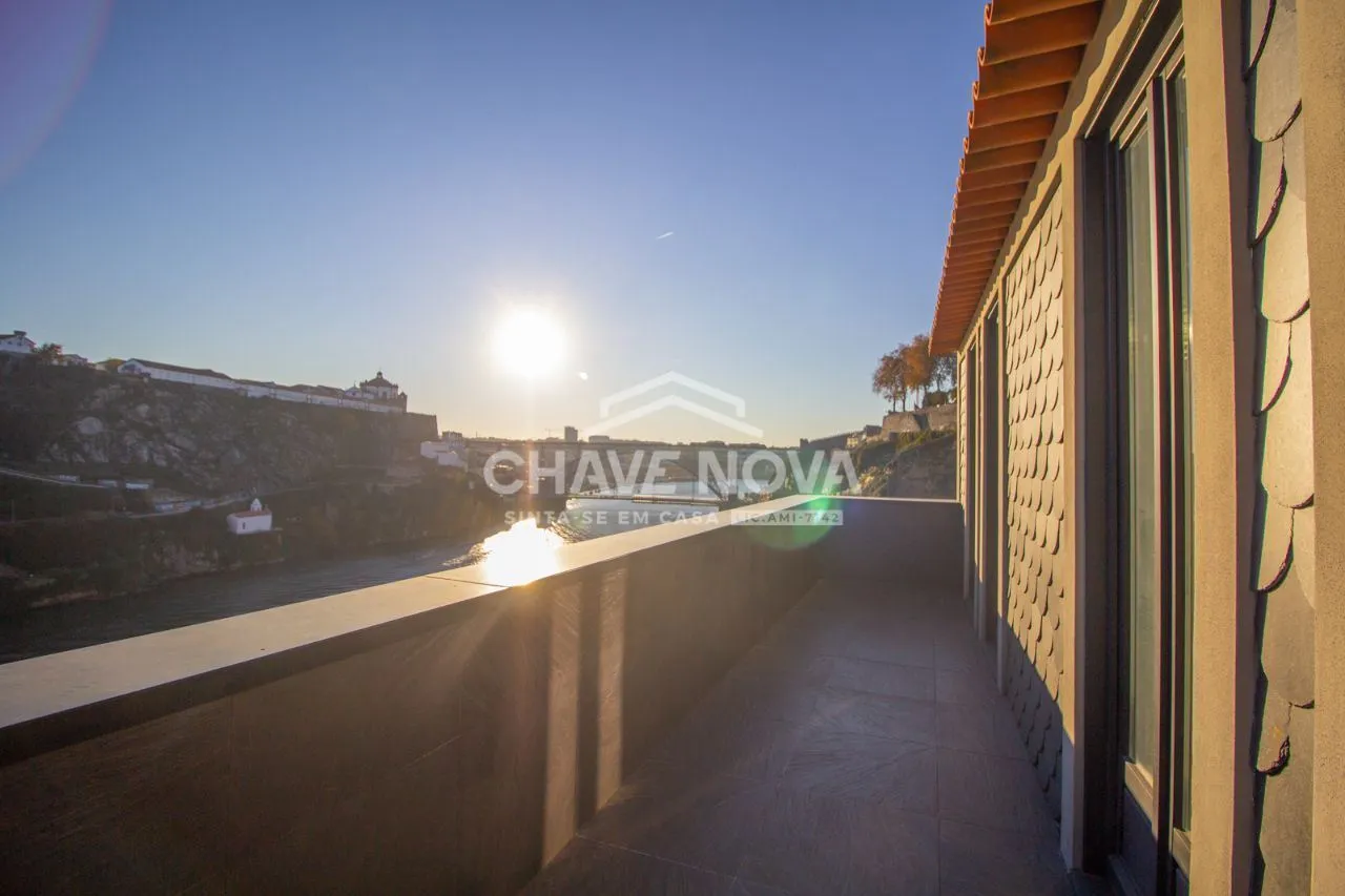 T2 Duplex  NOVO - EMPREENDIMENTO CORTICEIRA - 2