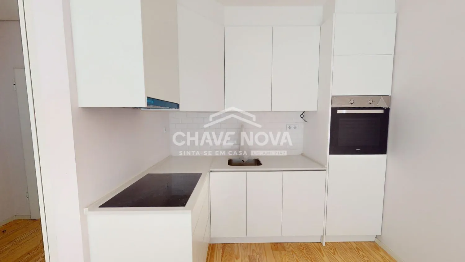 T1 Novo C/ Varanda - Centro do Porto - 2