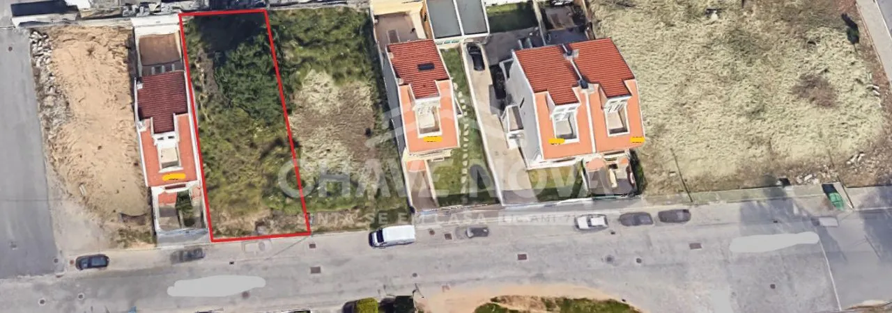 Lote de Terreno em Gulpilhares - 2