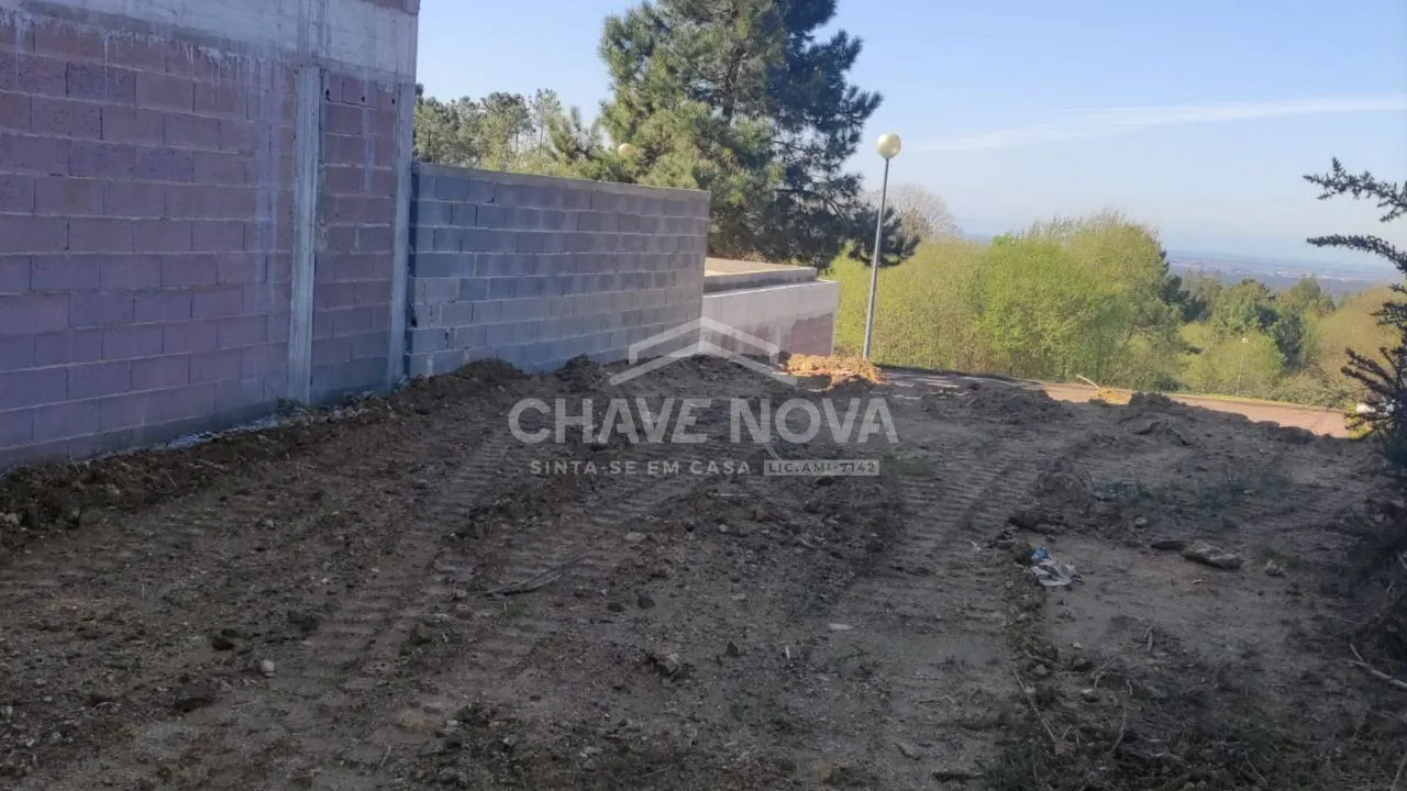 Lote p/ construção de Moradia em banda c/ Piscina - Oliveira de Azeméis  - 3