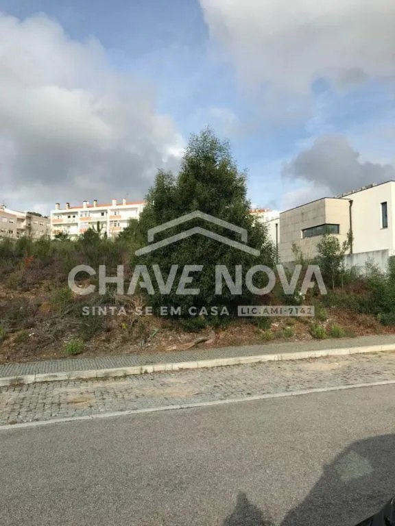 Lote de Terreno P/ Moradia - S. João Vêr - 2