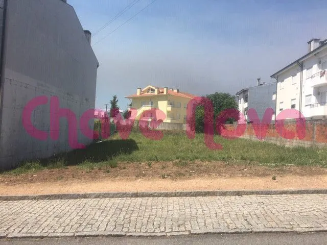 Terreno Avintes ao Parque Biológico - 2