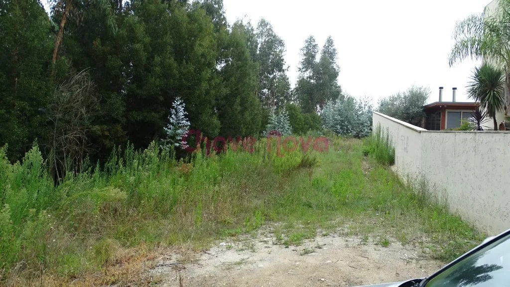 Terreno p/ construção de moradias