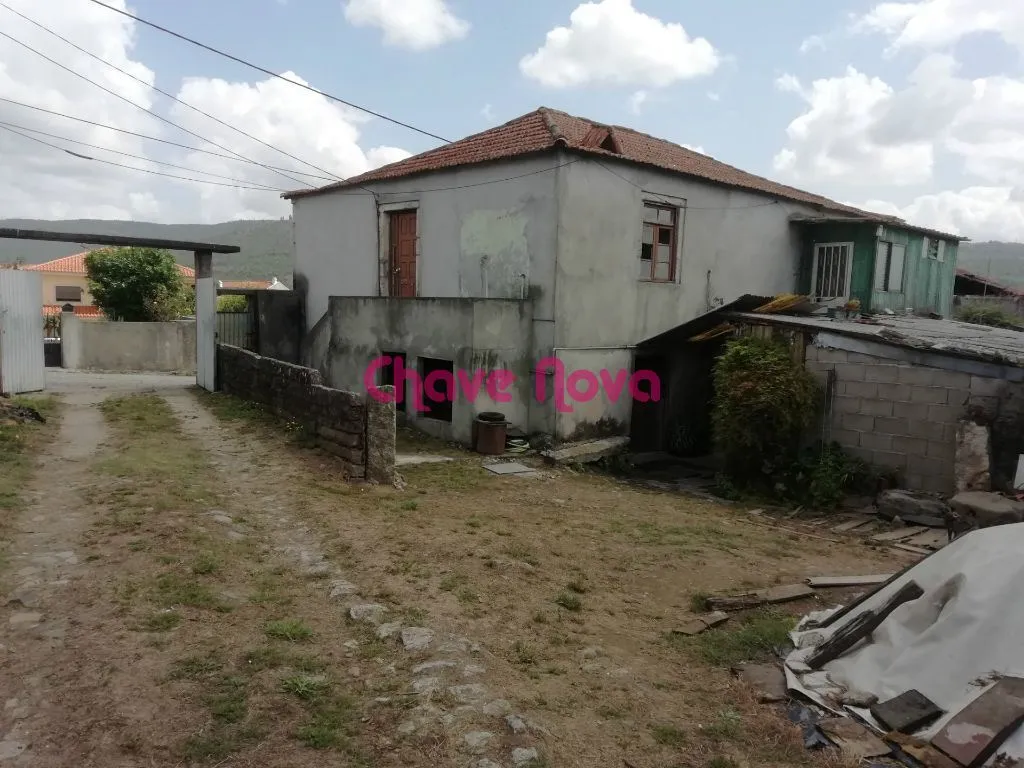 Terreno para construção ideal  para Condomínio fechado e Armazéns