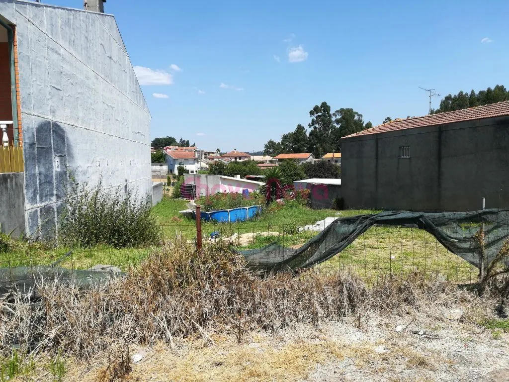 Terreno para construção de moradia próximo centro de Sanguedo - 2