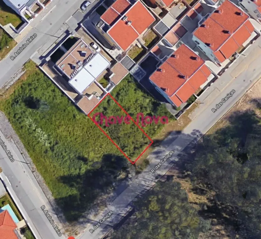 Terreno para construção de Moradia geminada