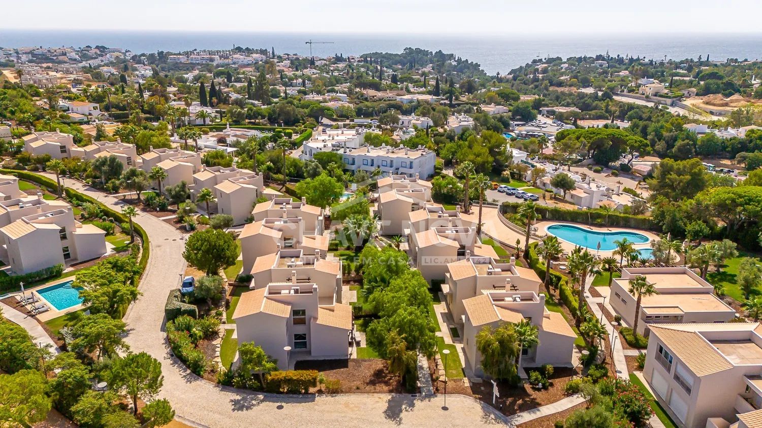 Moradia T2 em condomínio privado, Carvoeiro - Algarve