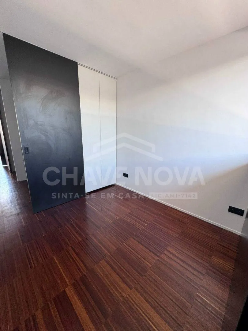 Apartamento T1 para Venda em Paranhos  - 3