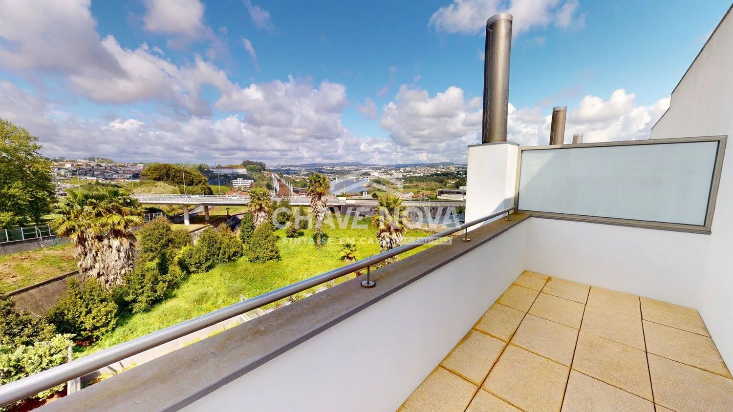 Moradia T4 (4 Suítes) | Moderna, com Terraço e Vista Desafogada – Vila Nova de Gaia - 2