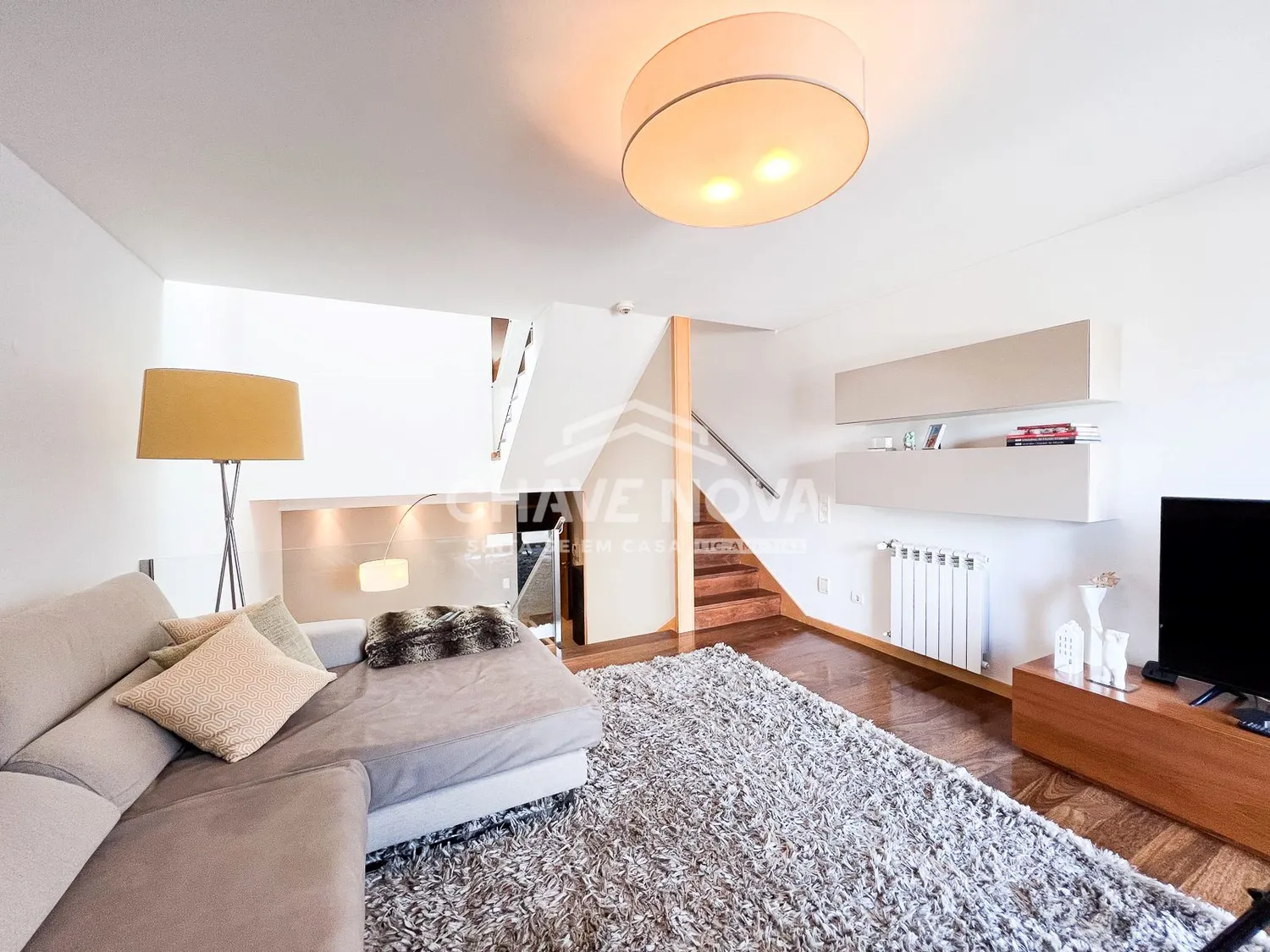 Moradia T4 (4 Suítes) | Moderna, com Terraço e Vista Desafogada – Vila Nova de Gaia - 3