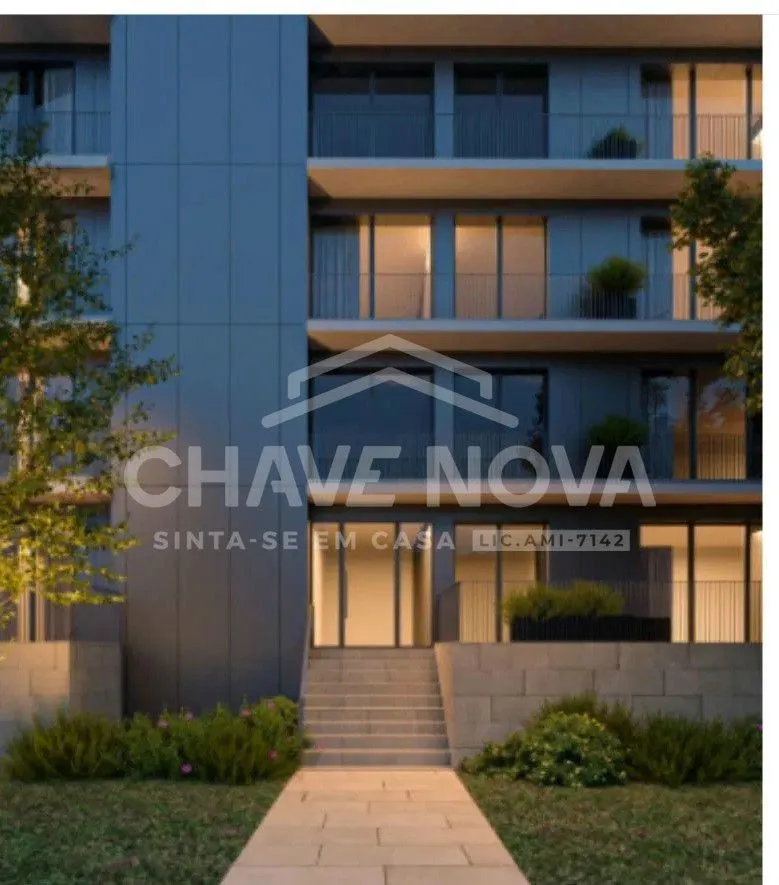 Apartamento T1 com terraço próximo à futura linha Metro Rubi - Vila Nova de Gaia - 2