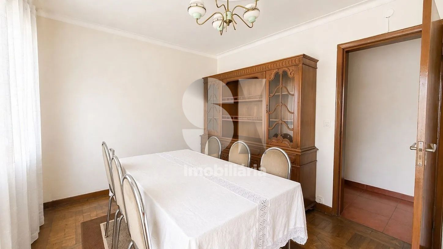 3-Bedroom Apartment