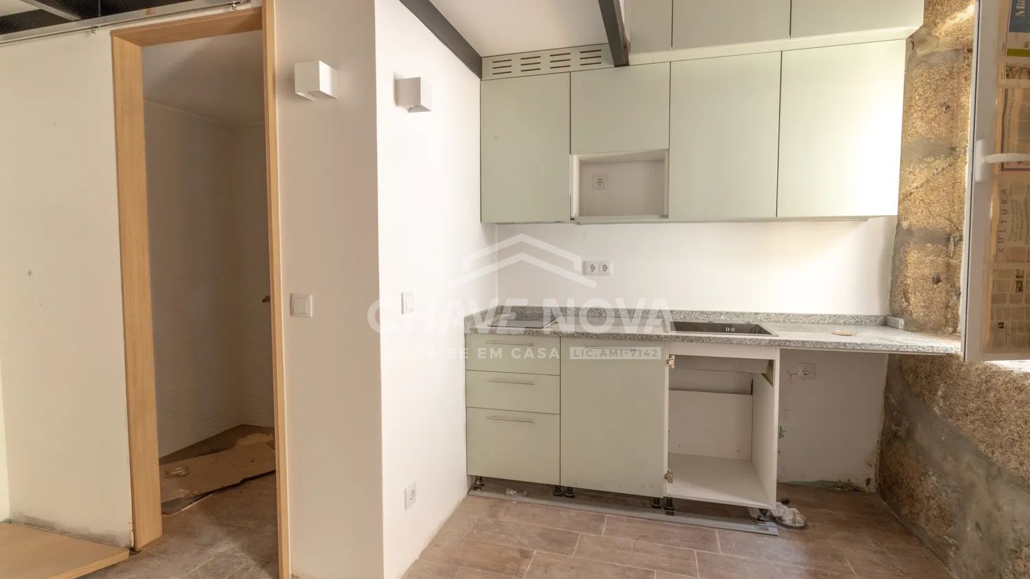 Moradia T1 renovada, mobilada e equipada no Porto - 3
