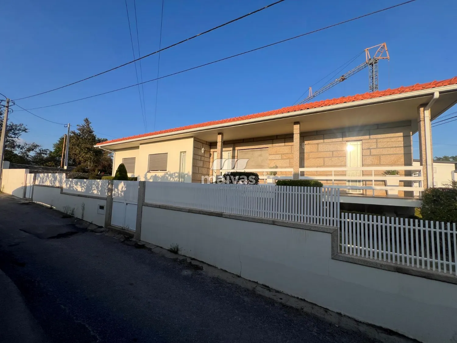 Moradia T4 com Piscina - Sabariz, Vila Verde - 2